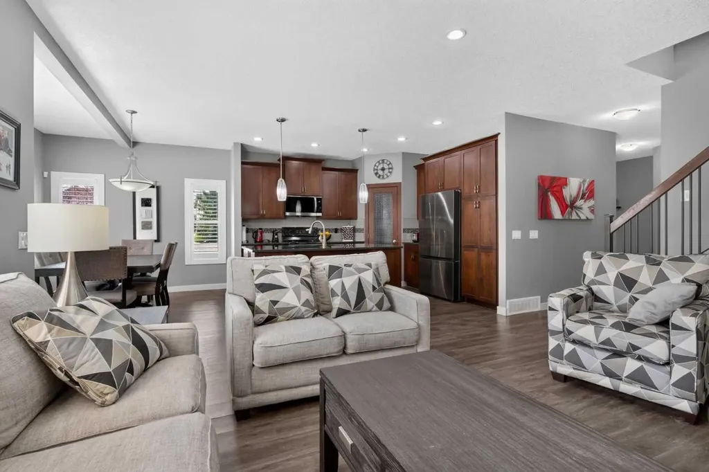 234 Pantego Way NW Calgary AB T3K 0C2