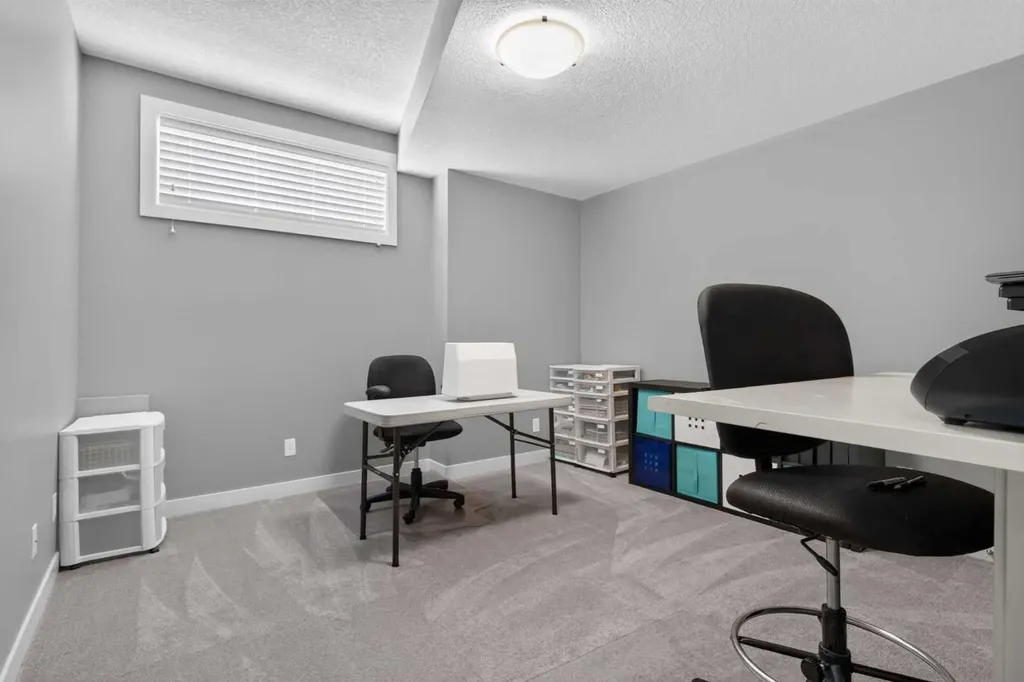 234 Pantego Way NW Calgary AB T3K 0C2