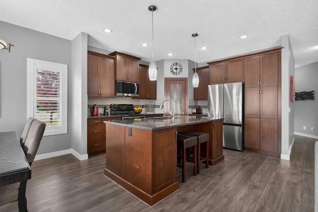 234 Pantego Way NW Calgary AB T3K 0C2