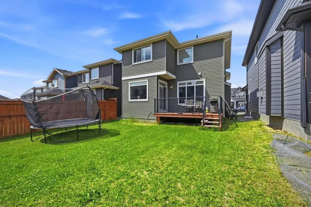 52 Sunrise Way Cochrane AB T4C 2S3