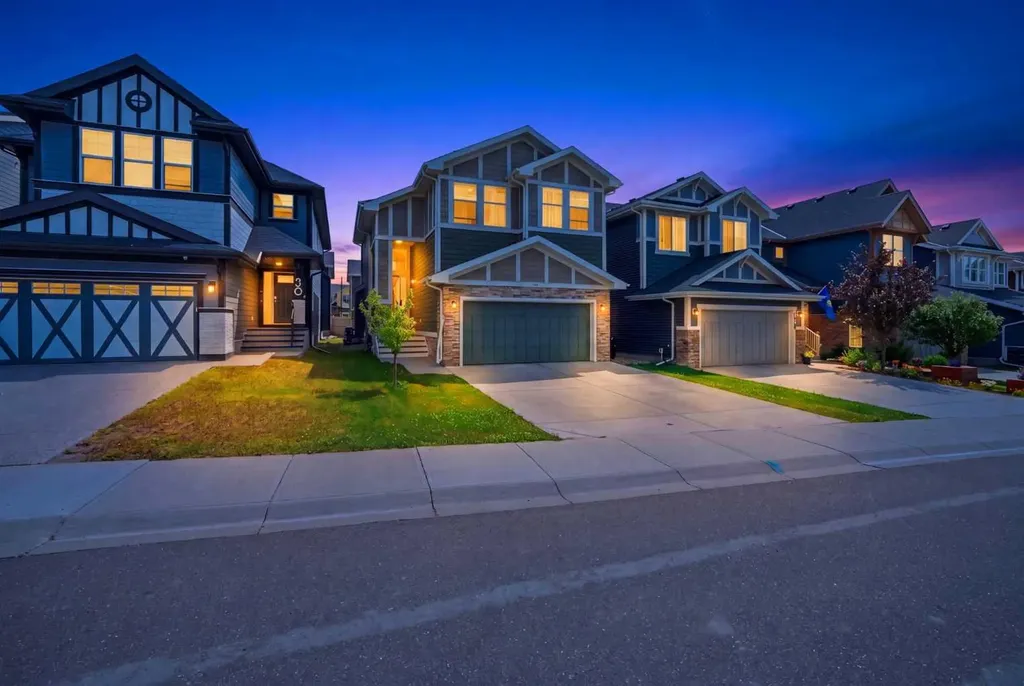 52 Sunrise Way Cochrane AB T4C 2S3
