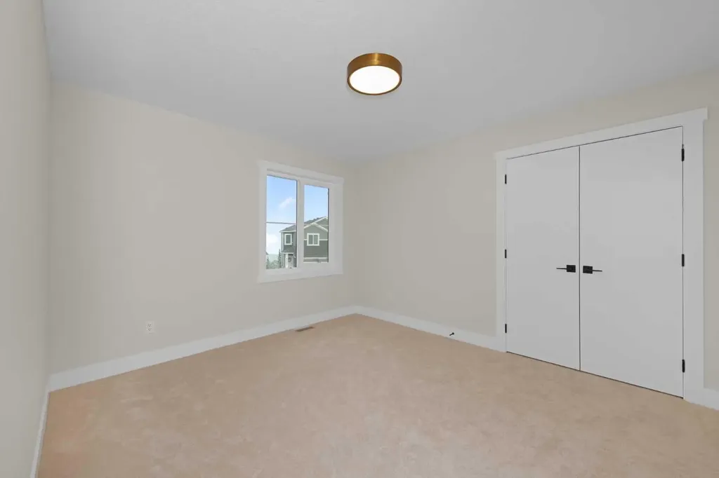 500 Rivercrest View Cochrane AB T4C 2W9