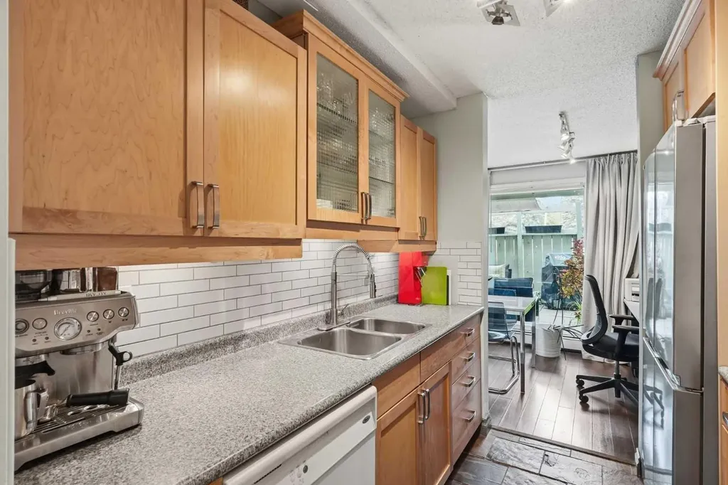 10120 Brookpark Boulevard SW Calgary AB T2W 3G3