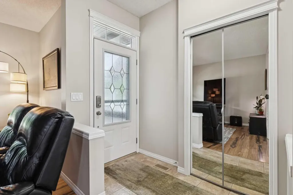 1857 New Brighton Drive SE Calgary AB T2Z4X1
