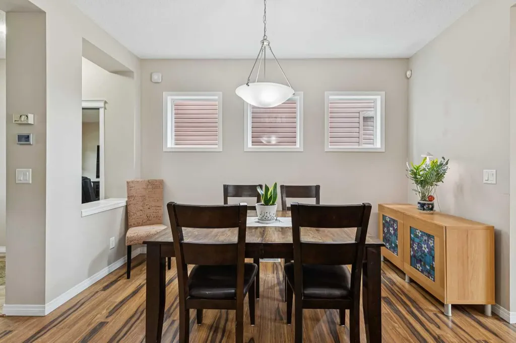1857 New Brighton Drive SE Calgary AB T2Z4X1