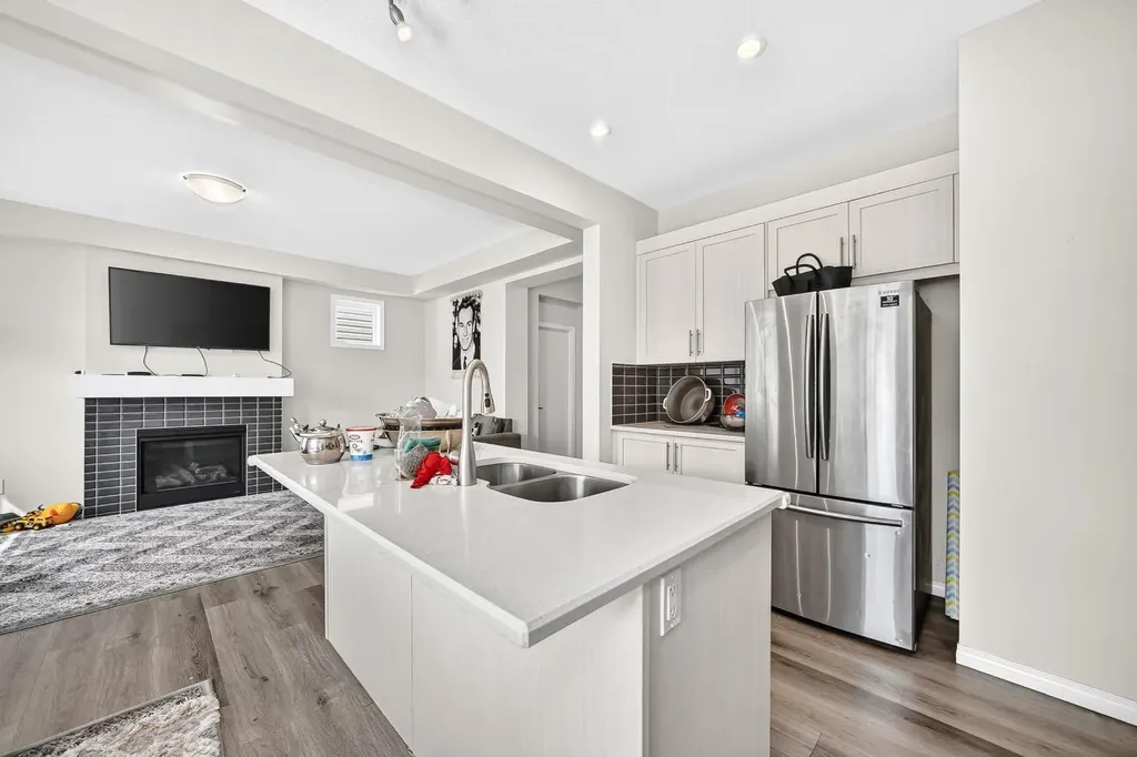 122 Cityside Way NE Calgary AB T3N 1P1