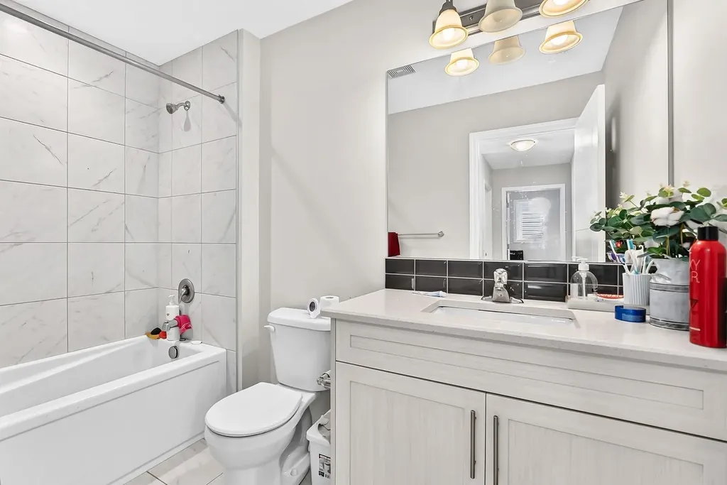 122 Cityside Way NE Calgary AB T3N 1P1