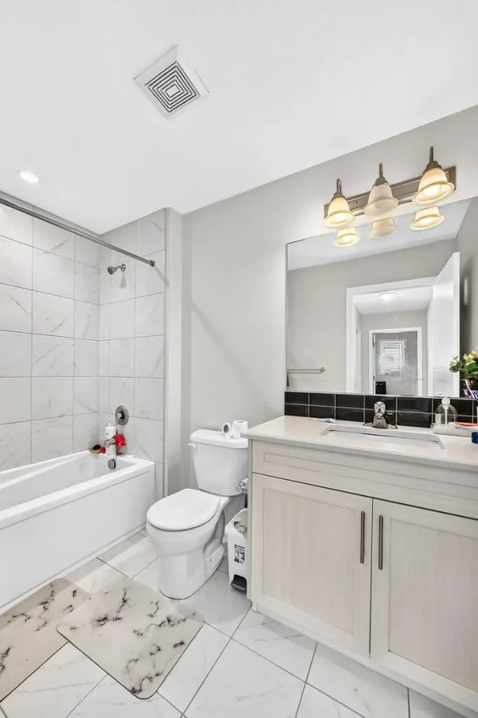 122 Cityside Way NE Calgary AB T3N 1P1