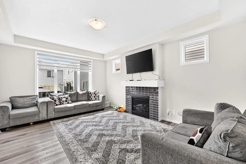 122 Cityside Way NE Calgary AB T3N 1P1