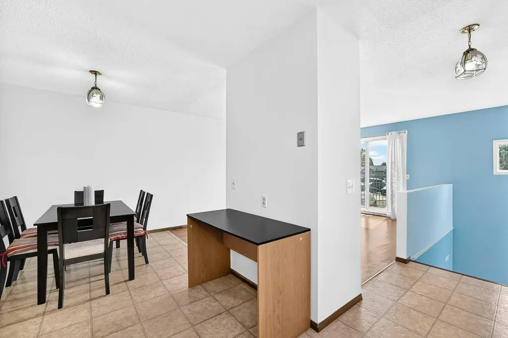 148 Fonda Drive SE Calgary AB T2A 6E6