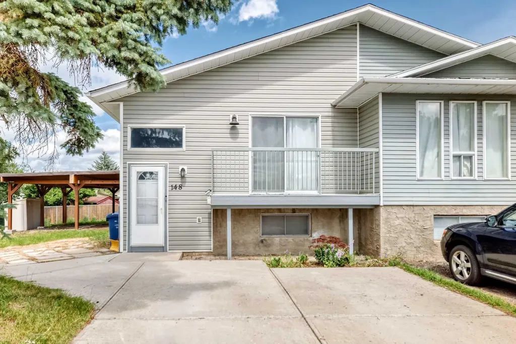148 Fonda Drive SE Calgary AB T2A 6E6