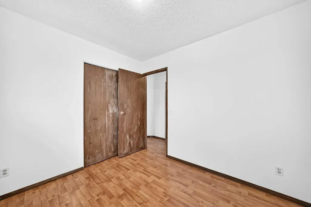 148 Fonda Drive SE Calgary AB T2A 6E6