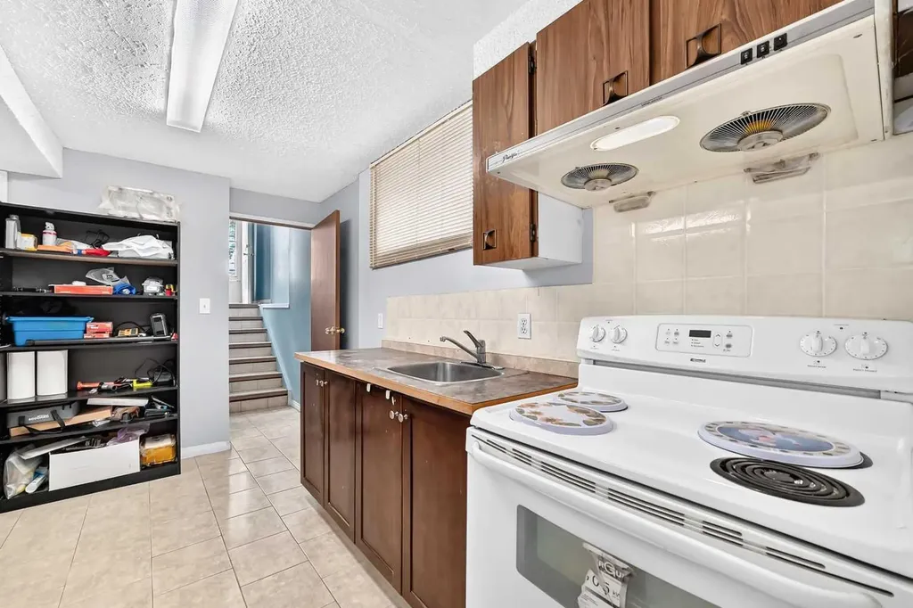 148 Fonda Drive SE Calgary AB T2A 6E6