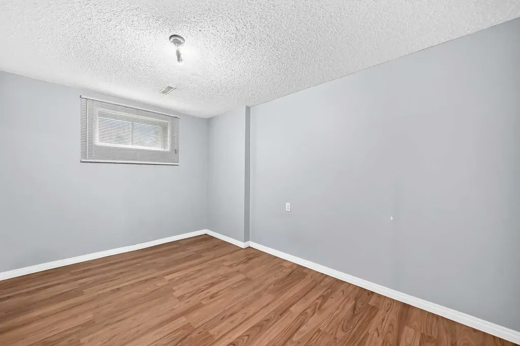 148 Fonda Drive SE Calgary AB T2A 6E6