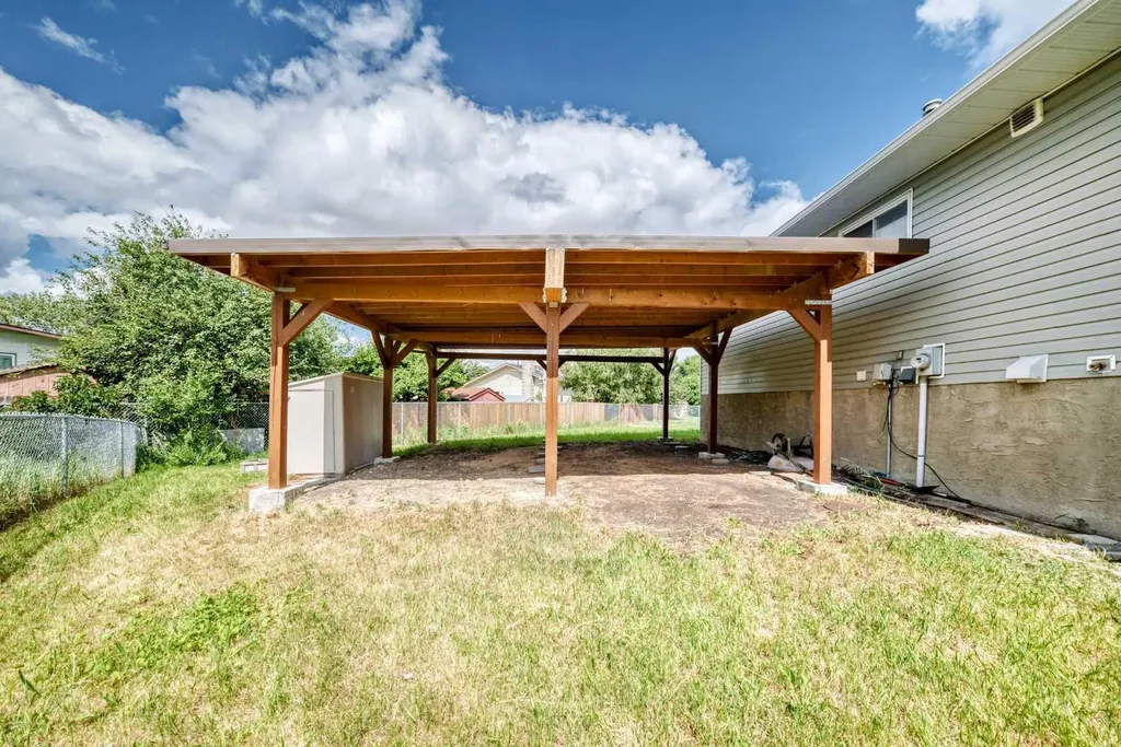 148 Fonda Drive SE Calgary AB T2A 6E6