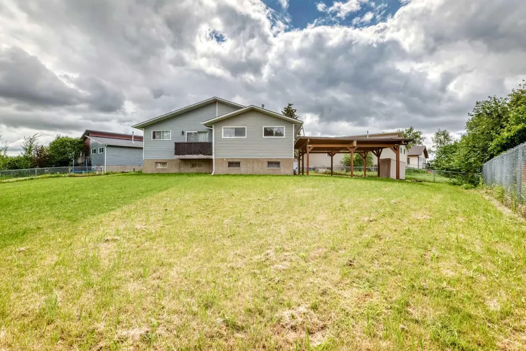 148 Fonda Drive SE Calgary AB T2A 6E6