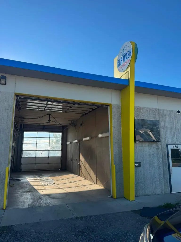 430 1st Avenue Irricana AB T0M1B0
