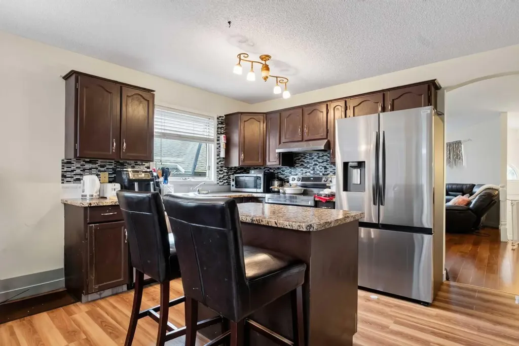 403 Shawinigan Drive SW Calgary AB T2Y 3A2