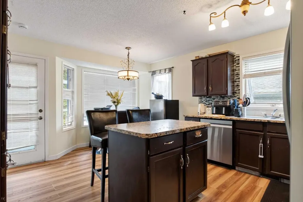 403 Shawinigan Drive SW Calgary AB T2Y 3A2