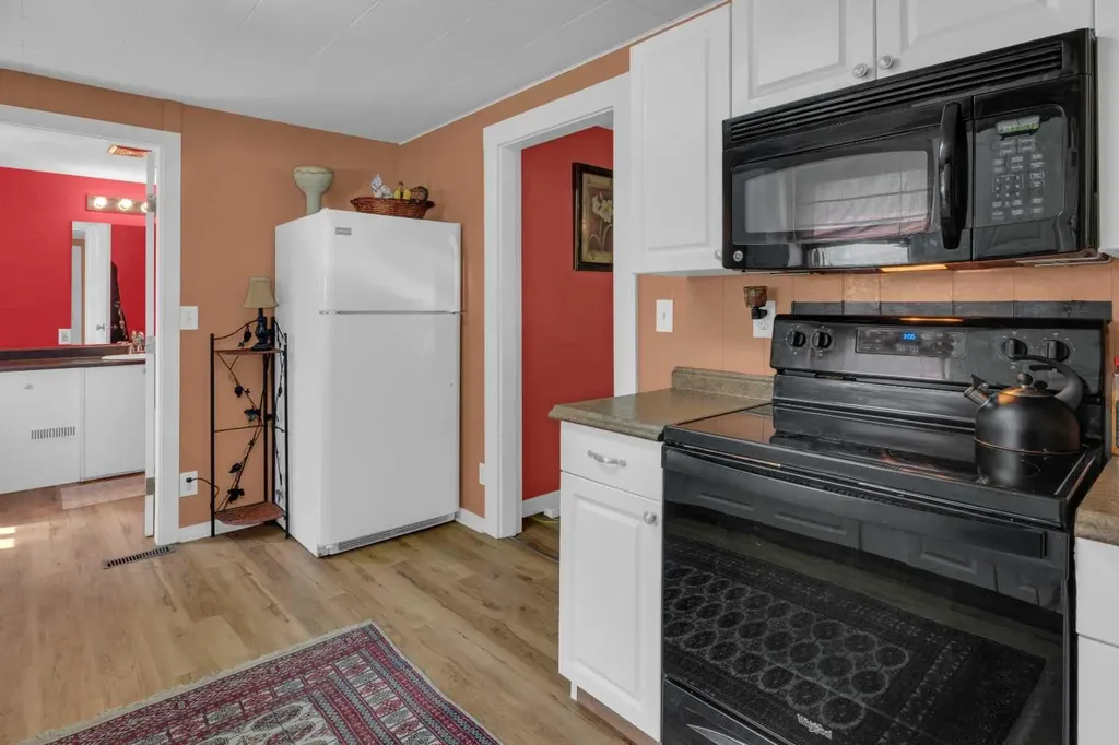 215 4 Street Irricana AB T0M1B0