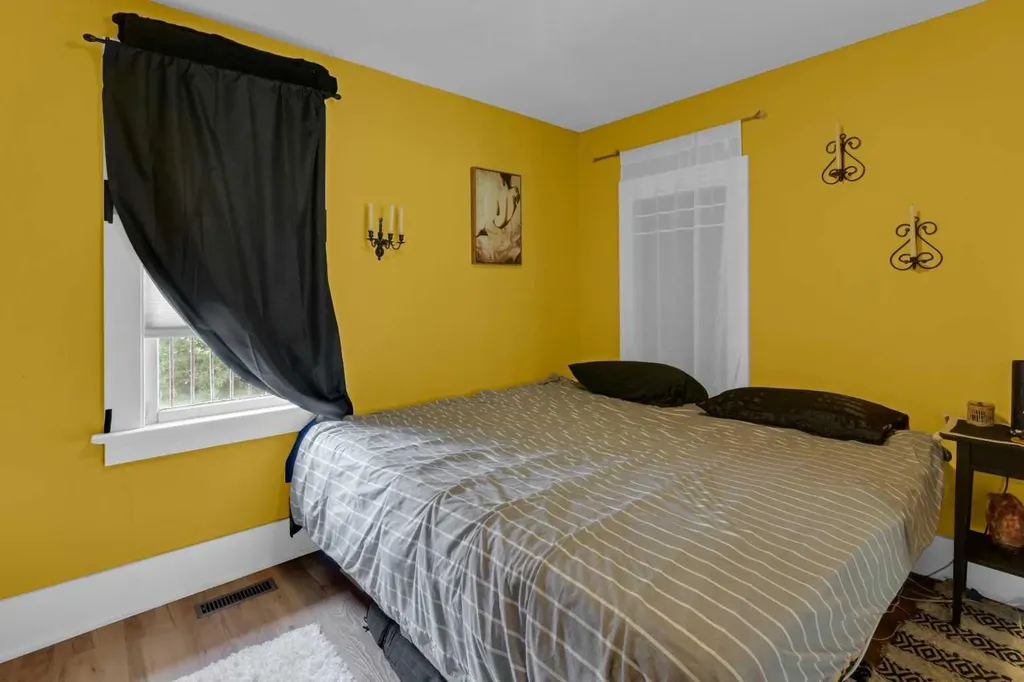215 4 Street Irricana AB T0M1B0