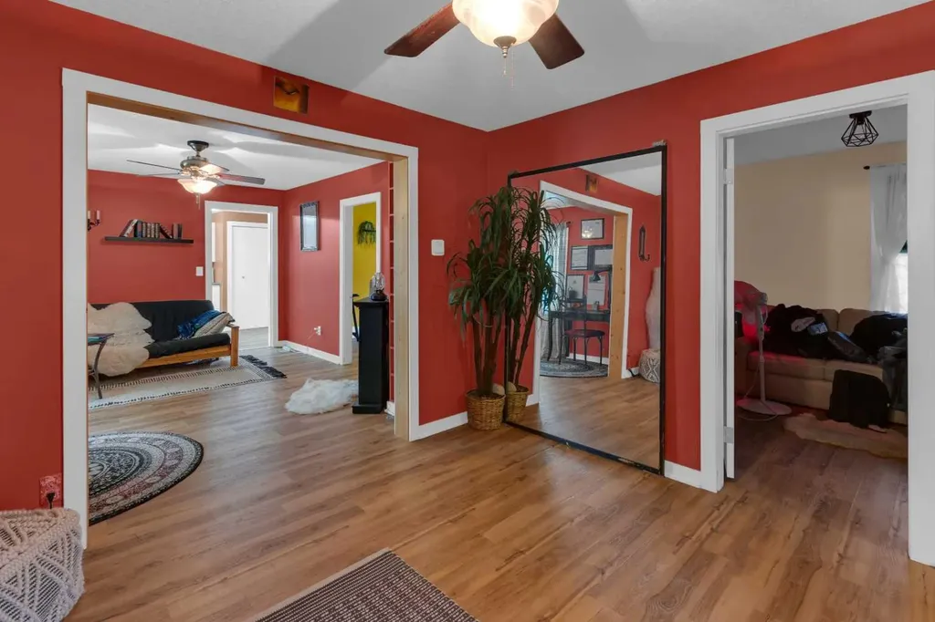 215 4 Street Irricana AB T0M1B0