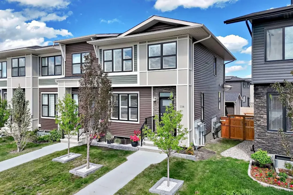 116 Precedence Way Cochrane AB T4C 2T5