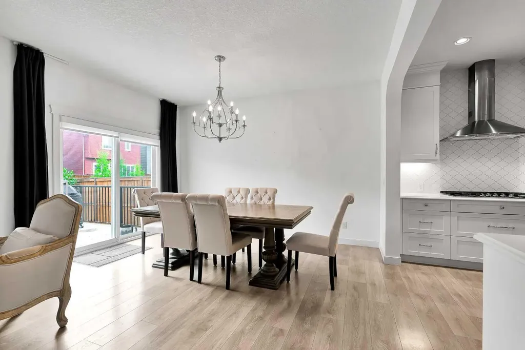 154 Buckskin Way Cochrane AB T4C2R7