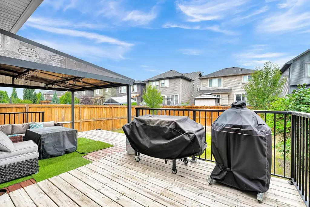 154 Buckskin Way Cochrane AB T4C2R7