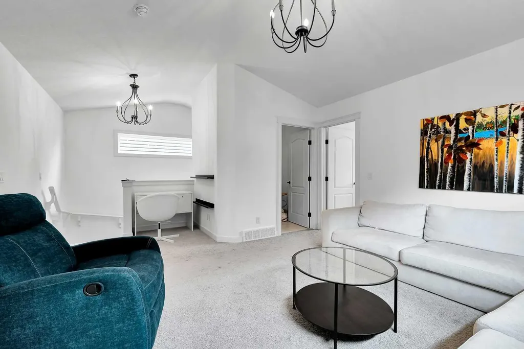 154 Buckskin Way Cochrane AB T4C2R7