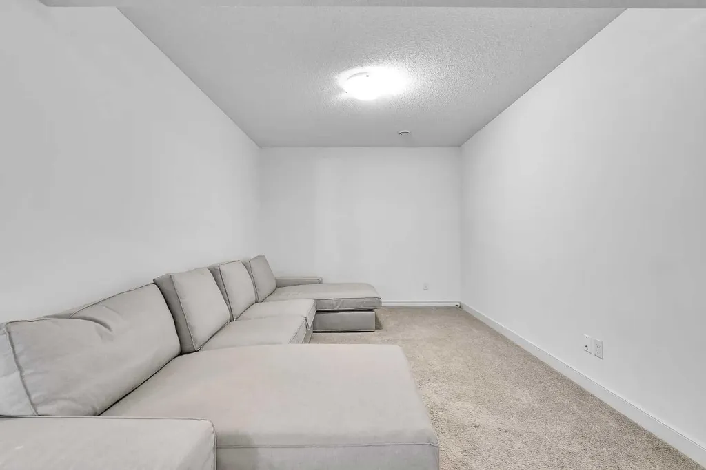 154 Buckskin Way Cochrane AB T4C2R7
