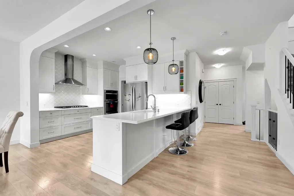 154 Buckskin Way Cochrane AB T4C2R7