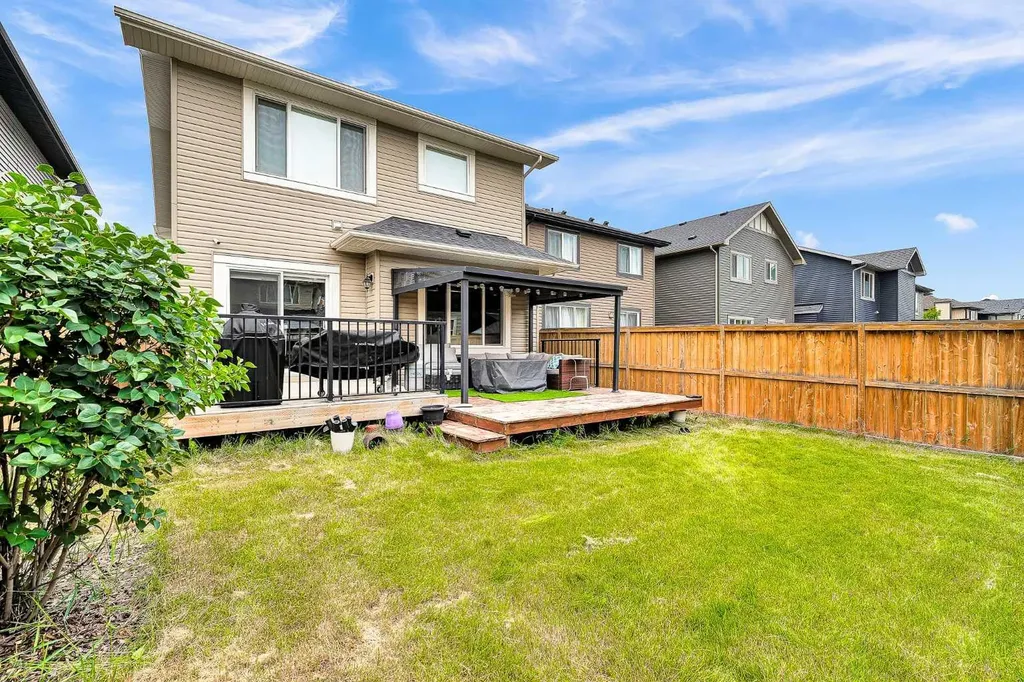 154 Buckskin Way Cochrane AB T4C2R7