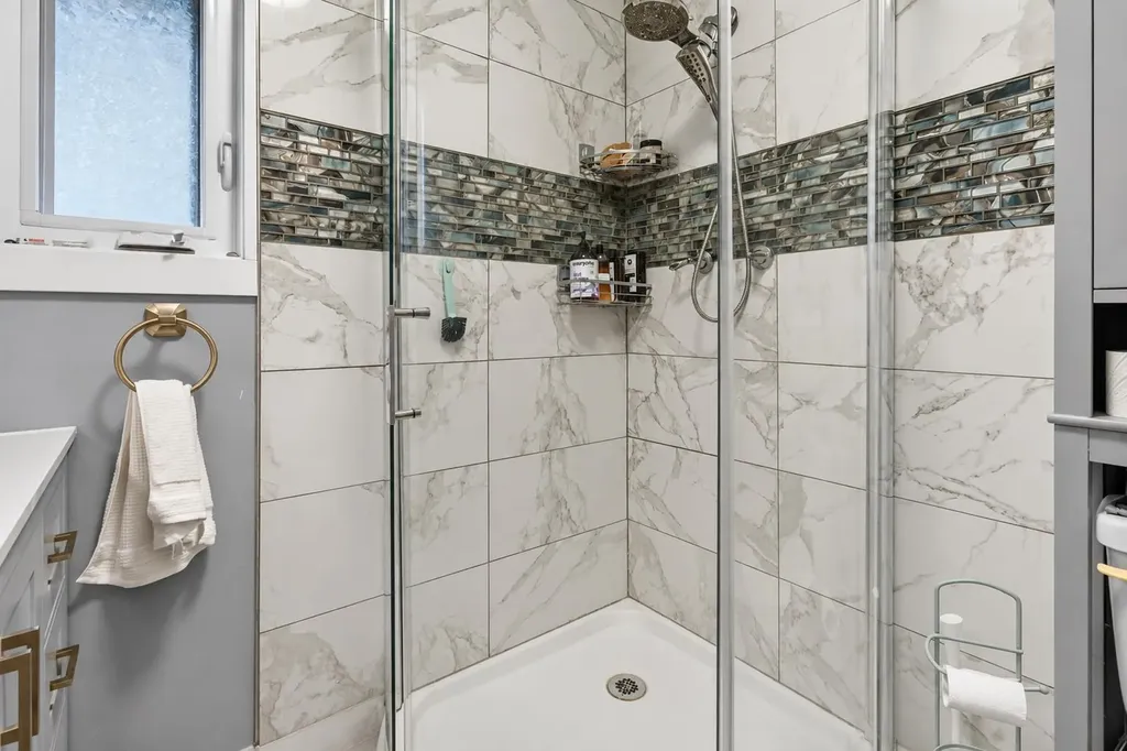 6420 18 Street SE Calgary AB T2C 0M5
