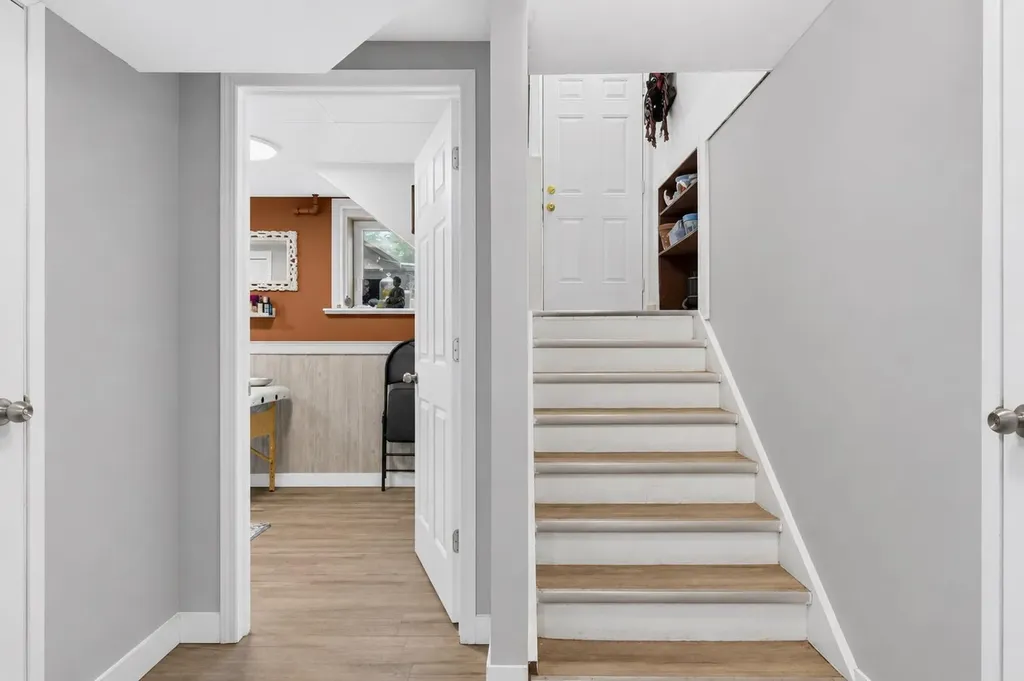 6420 18 Street SE Calgary AB T2C 0M5