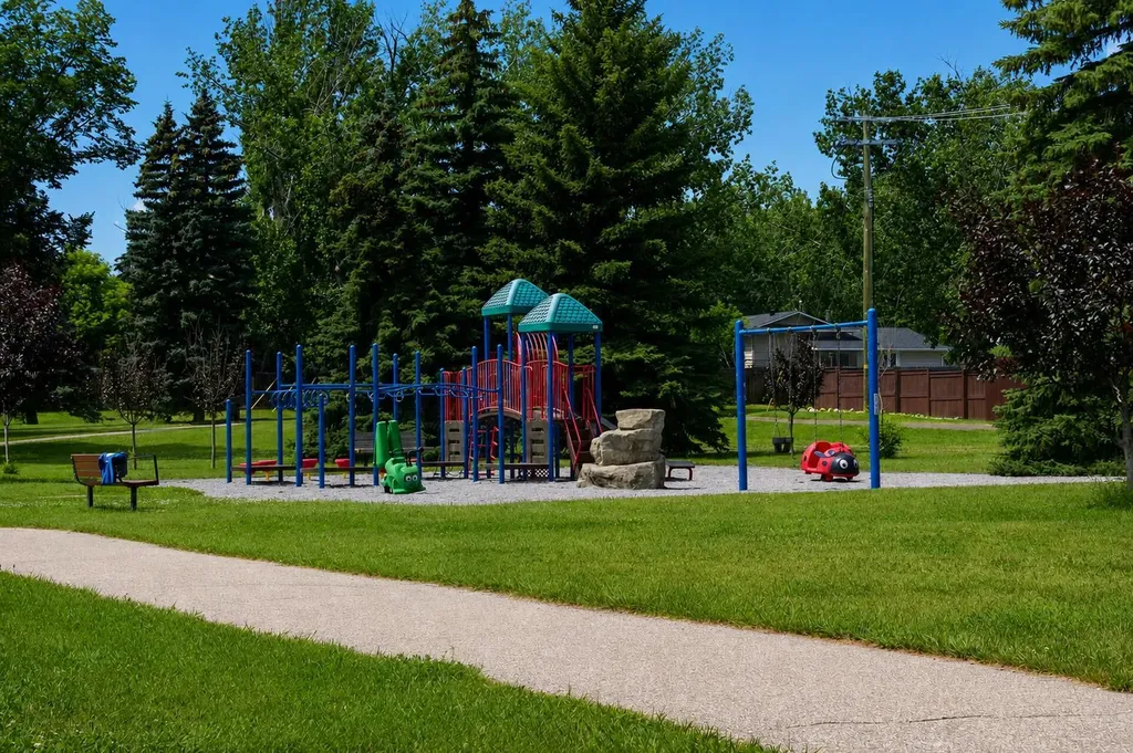 6420 18 Street SE Calgary AB T2C 0M5