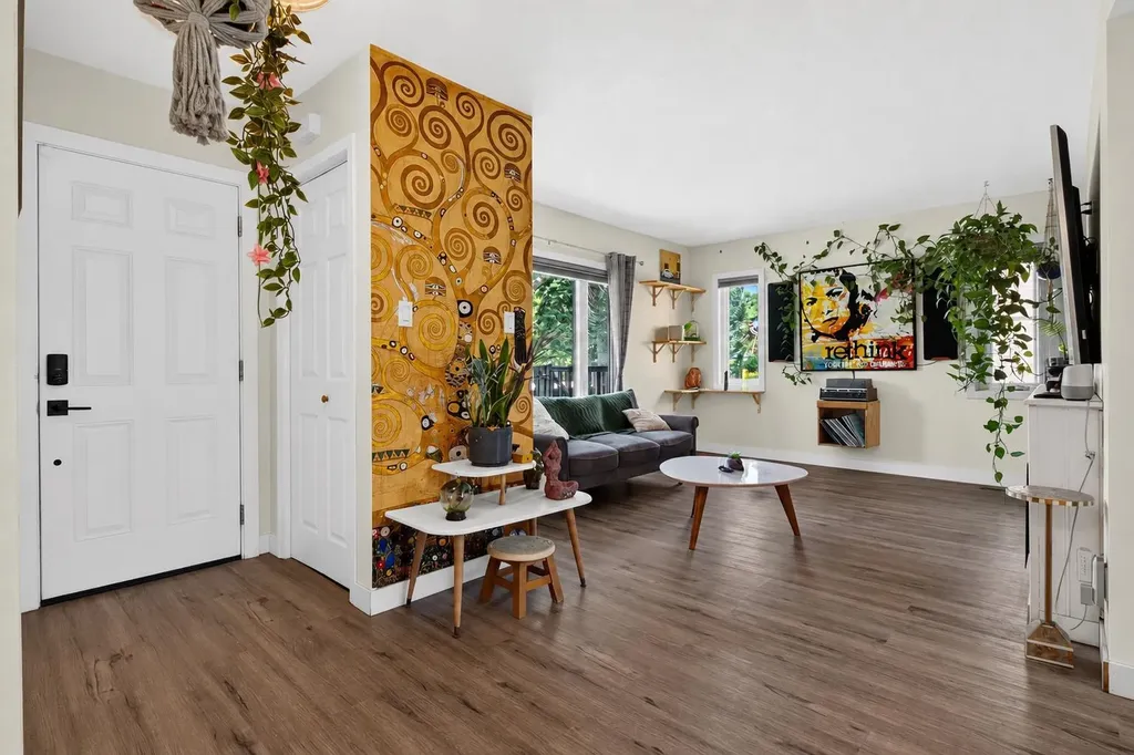 6420 18 Street SE Calgary AB T2C 0M5