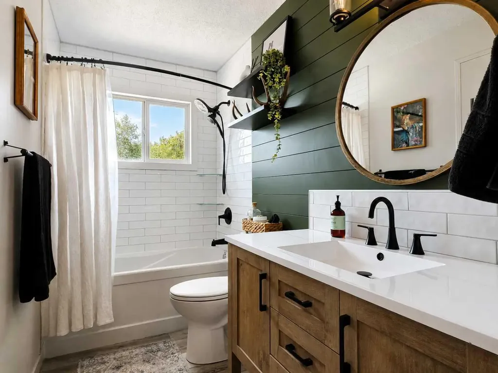 10237 97 Avenue Grande Cache AB T0E0Y0