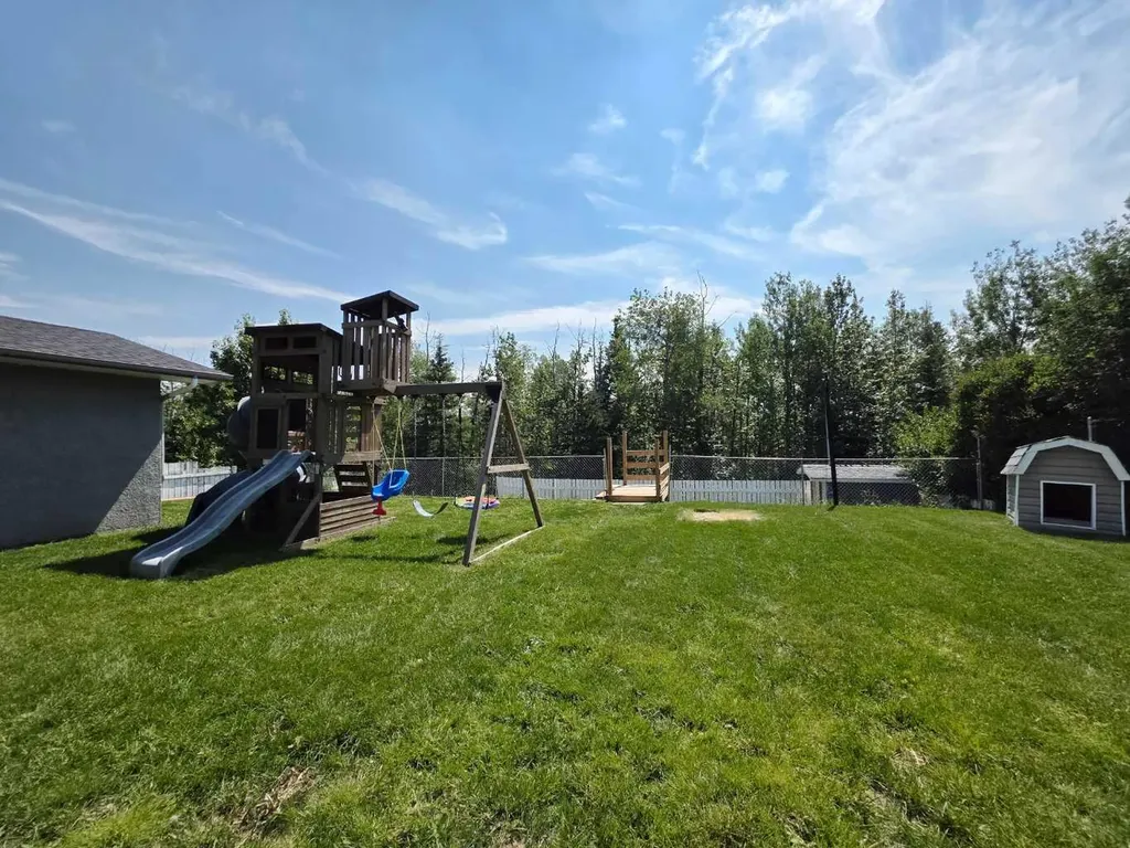 10237 97 Avenue Grande Cache AB T0E0Y0