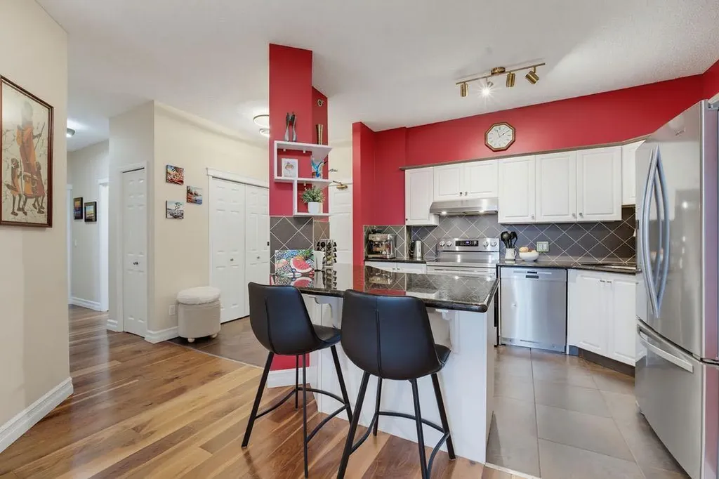 4835 Dalhousie Drive NW Calgary AB T3A 5R7