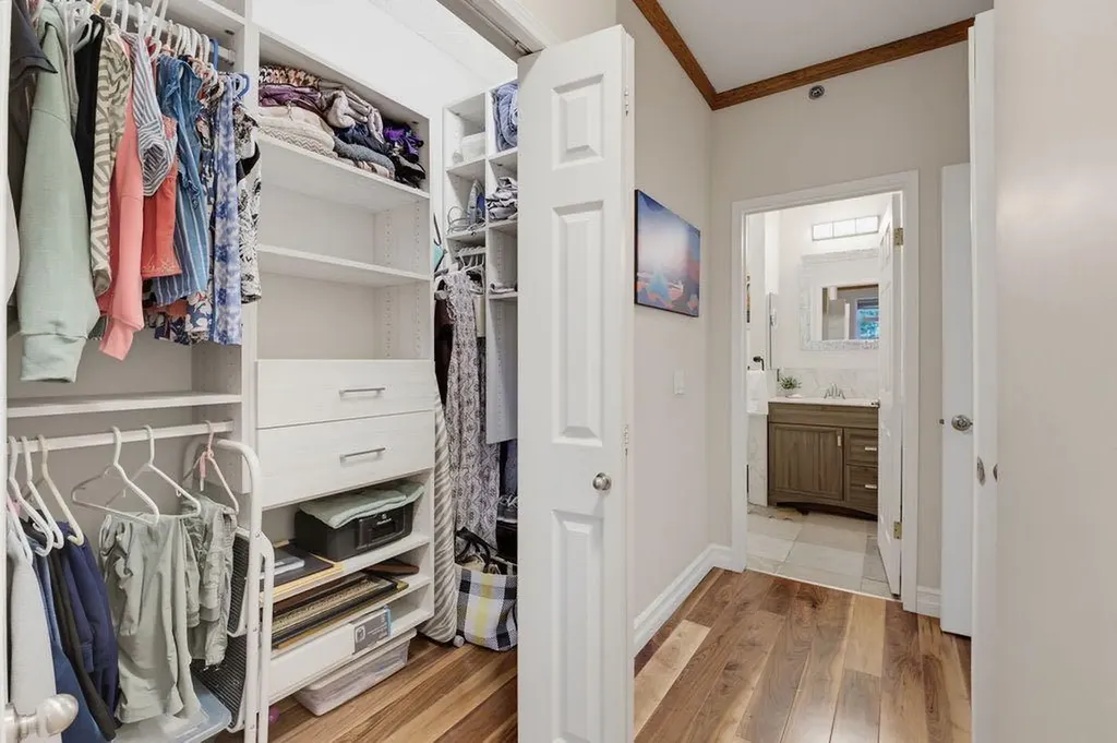 4835 Dalhousie Drive NW Calgary AB T3A 5R7