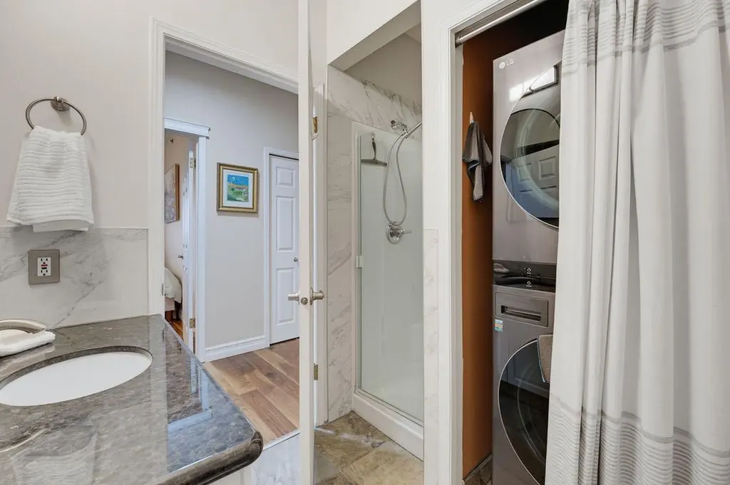 4835 Dalhousie Drive NW Calgary AB T3A 5R7