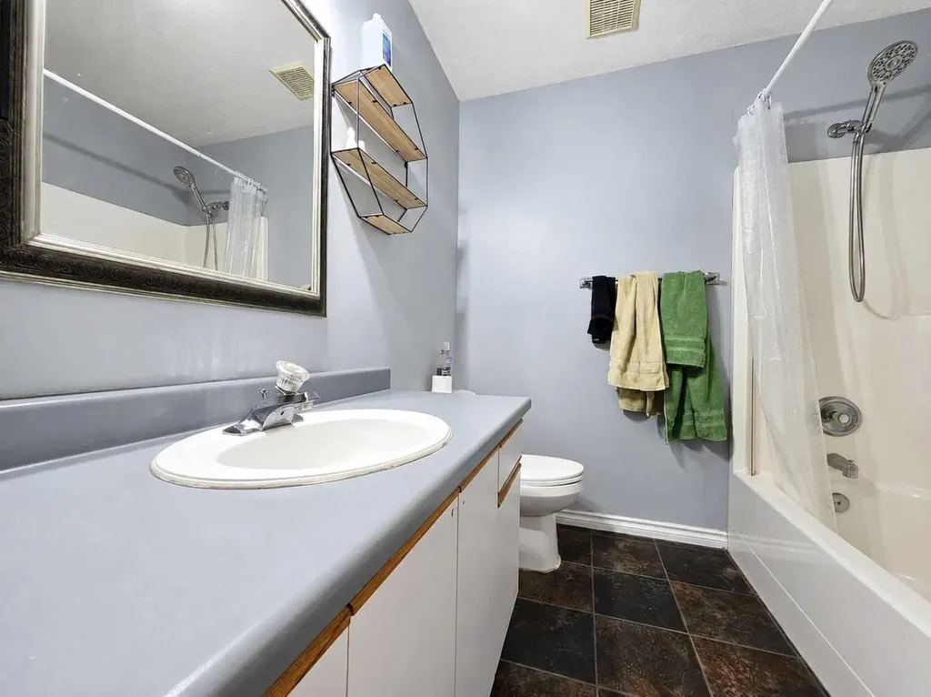 11530 Manning Crescent Grande Cache AB T0E 0Y0
