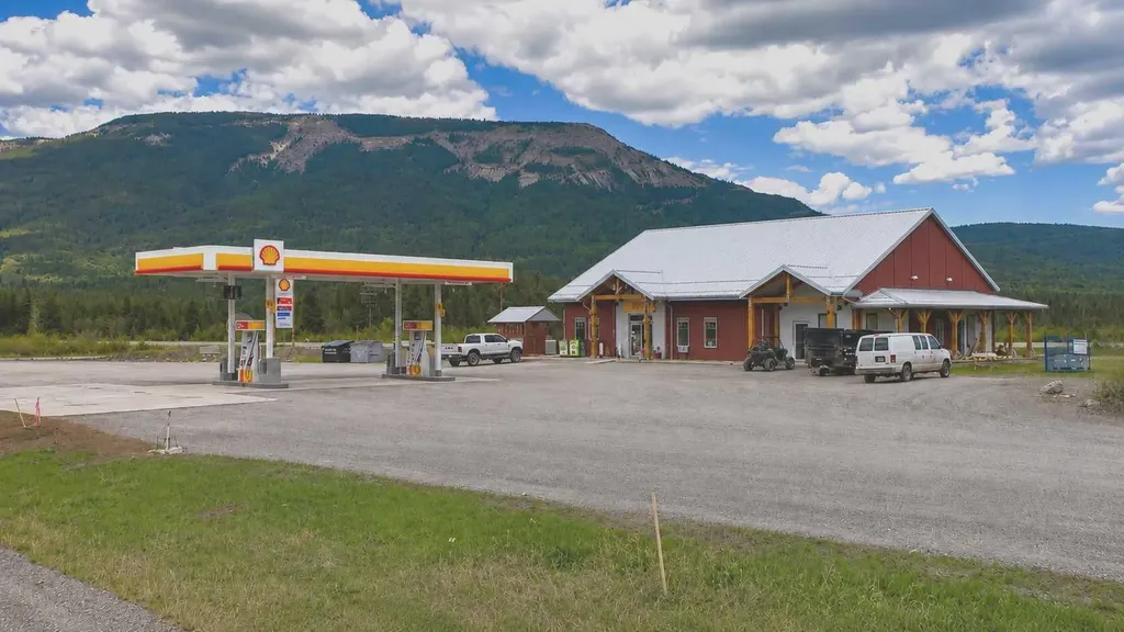 615 Coal Miners Crescent Nordegg AB T0M 2H0