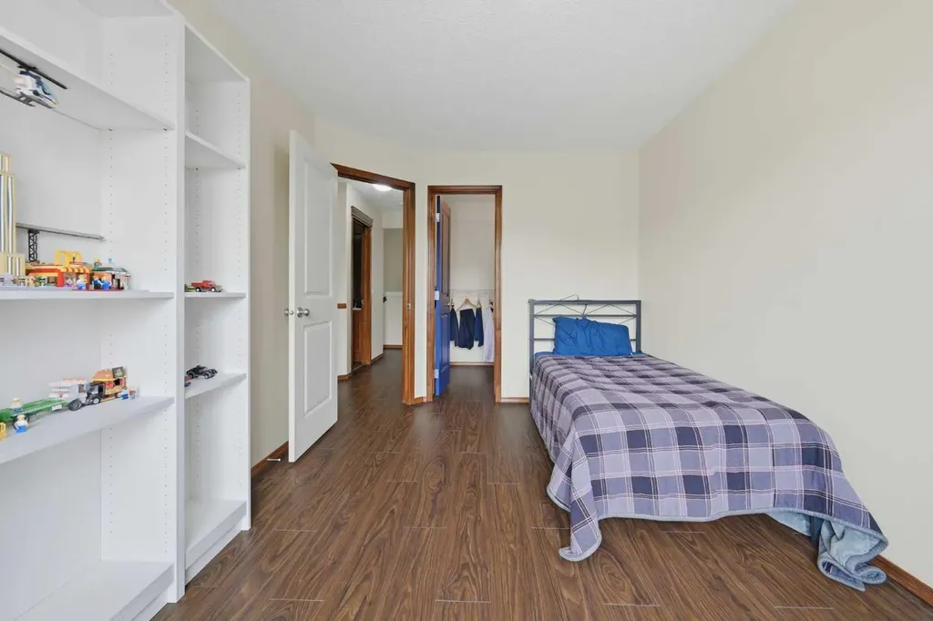 362 Chapalina Gardens SE Calgary AB T2X 0A9