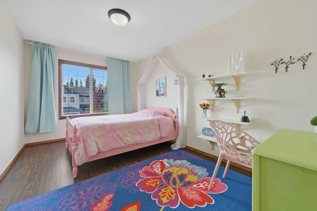 362 Chapalina Gardens SE Calgary AB T2X 0A9