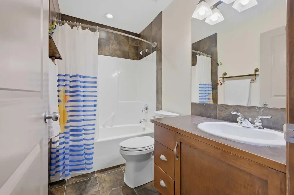 362 Chapalina Gardens SE Calgary AB T2X 0A9