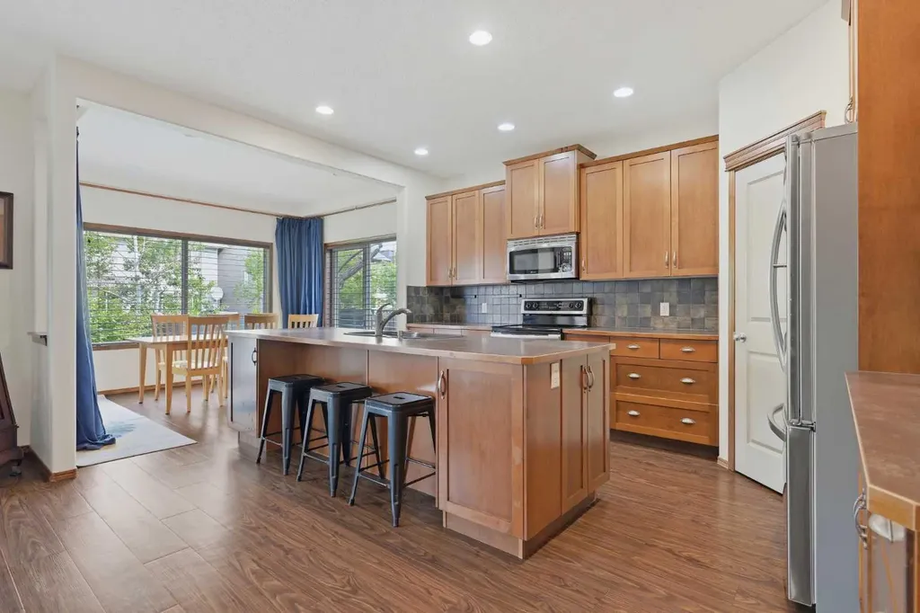 362 Chapalina Gardens SE Calgary AB T2X 0A9