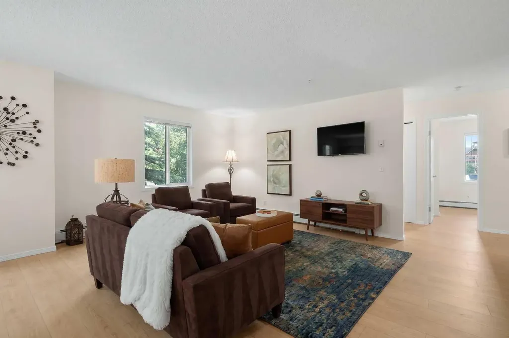 2518 Fish Creek Boulevard SW Calgary AB T2Y 4T6
