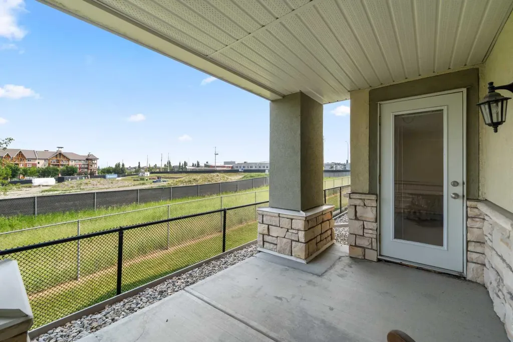 2518 Fish Creek Boulevard SW Calgary AB T2Y 4T6